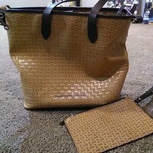 Dooney & Bourke tote